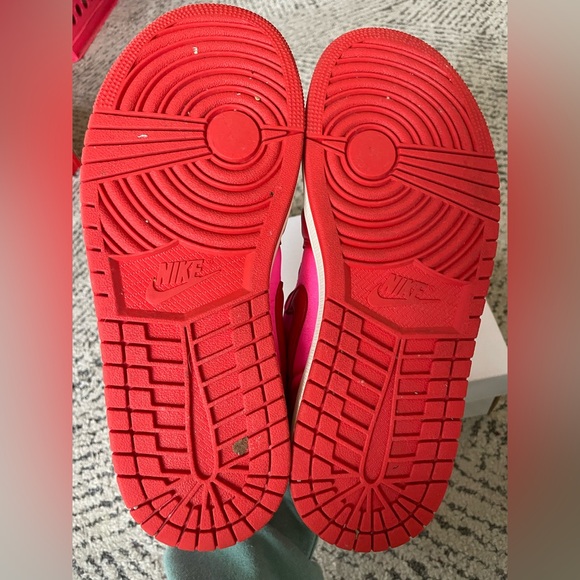 Nike Air Jordan 1 Low SE Size 9.5 - Picture 7 of 8